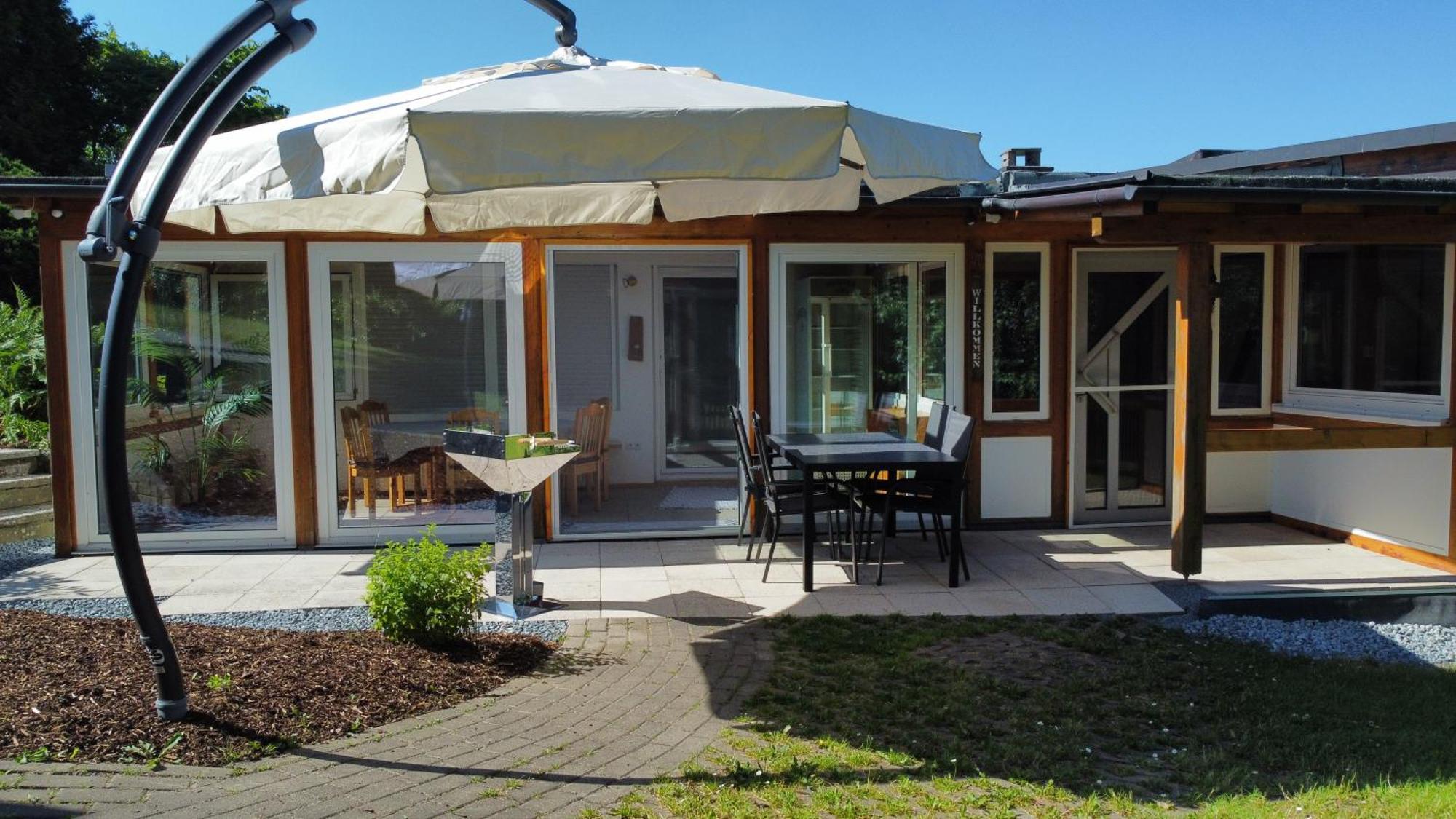 Ferienhaus Berghausen Am Hennesee Meschede Kültér fotó